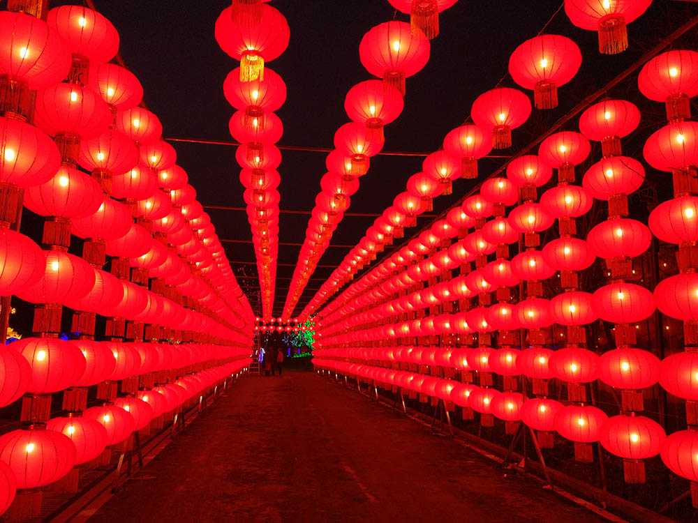 浓浓中国红，盛世民族风——2017重庆垫江迎春灯会百米红灯笼长廊彩灯长廊灯组介绍